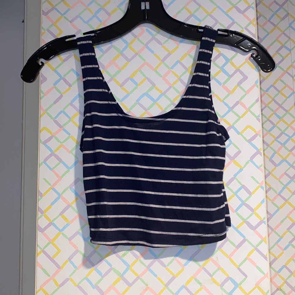 💕 A&F Striped Crop Tank Top 🌟